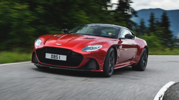 Aston Martin DBS Superleggera