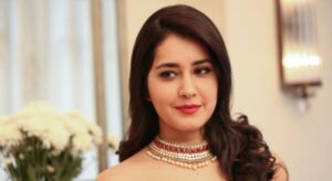 Rashi Khanna Bio: Age, Height, Family and More