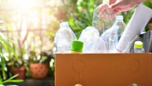 Wellhealthorganic.com know why not to reuse plastic water bottles know its reason in Hindi